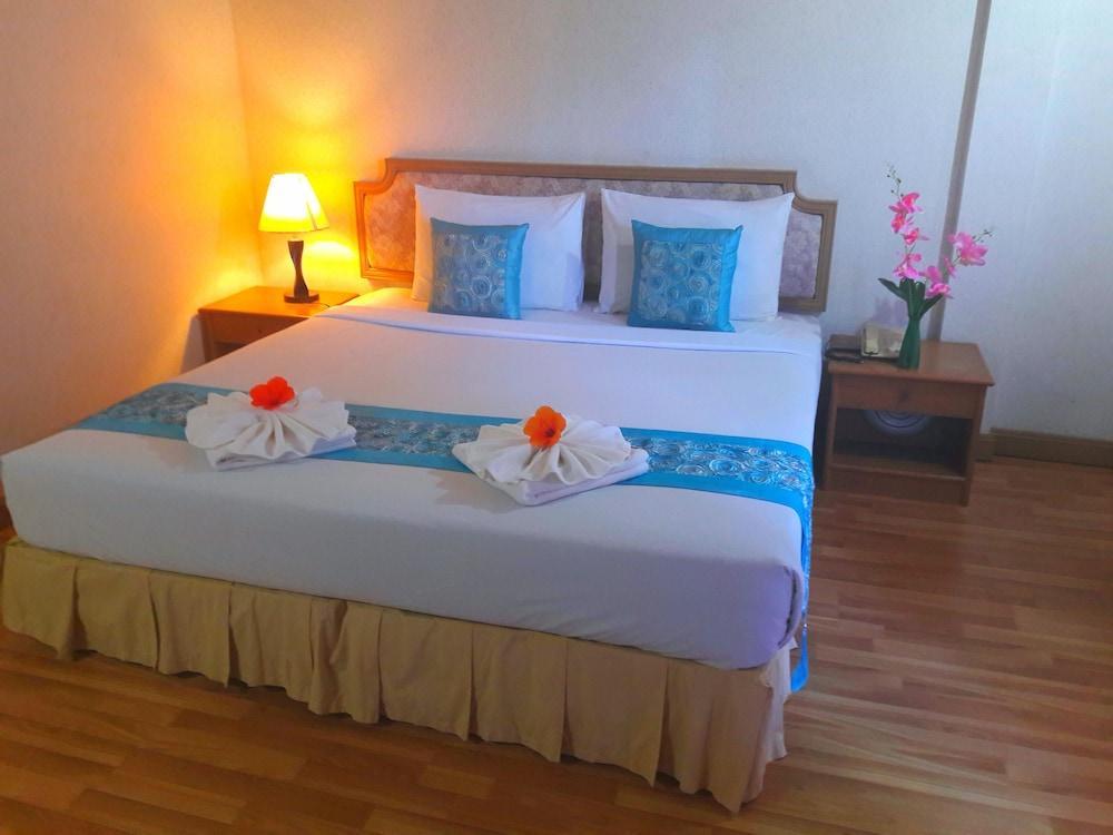 Takiab Beach Resort HHQ Exteriör bild